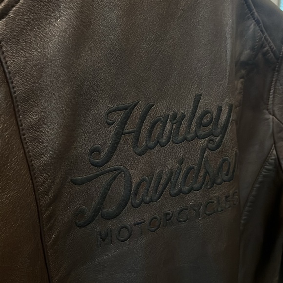 Dark Brown Harley Davidson Women’s Soft Leather Jacket - Picture 7 of 9